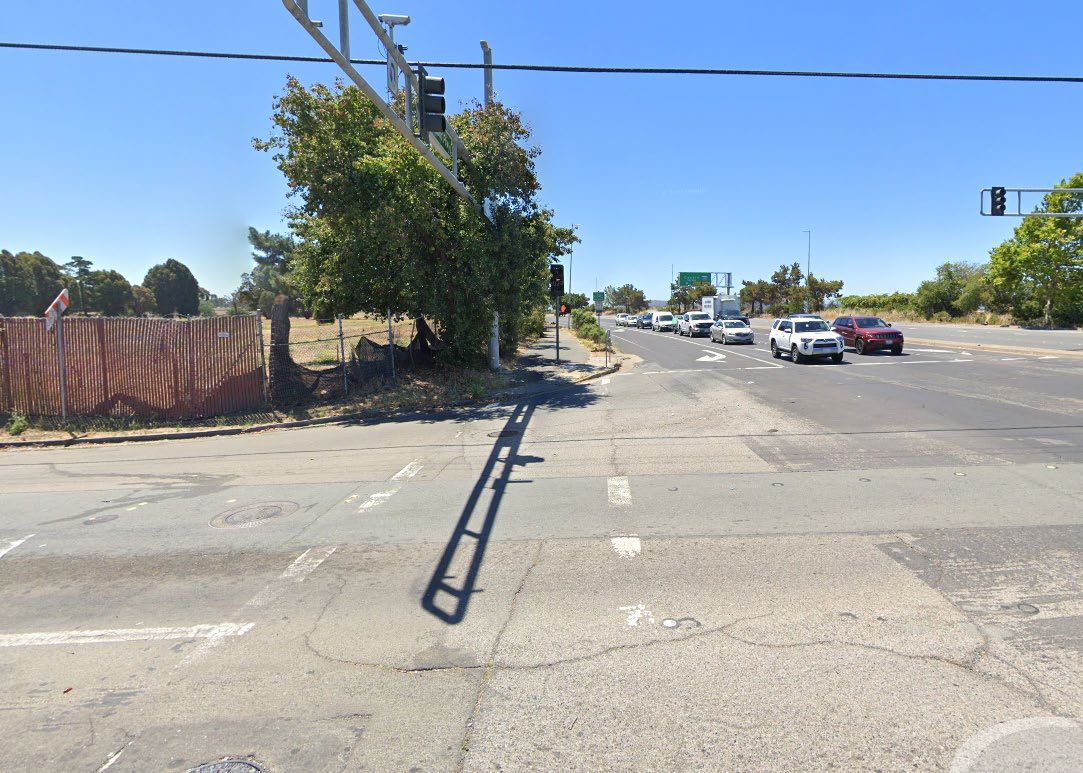 Figure in “Existing Sidewalk and Trail Conditions”, from page 22 of the original document. A written description is available on request.